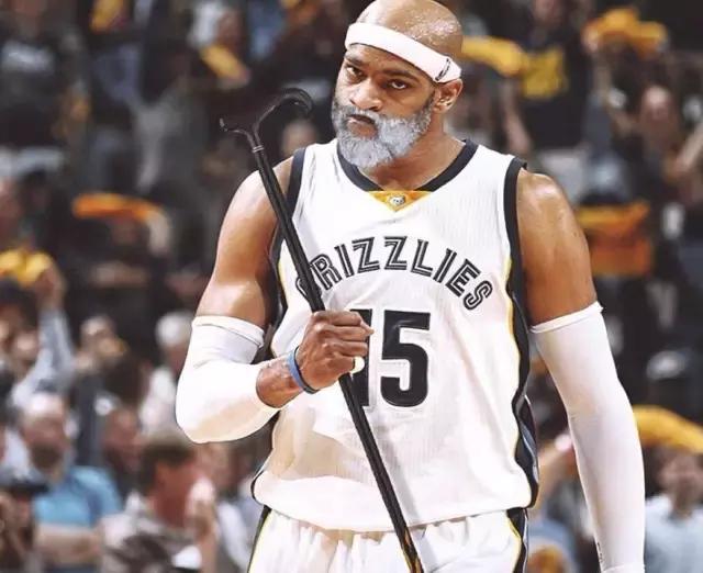 显得反应迟 显得反应迟