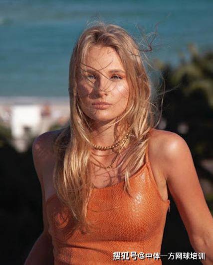 亲自出马 亲自出马