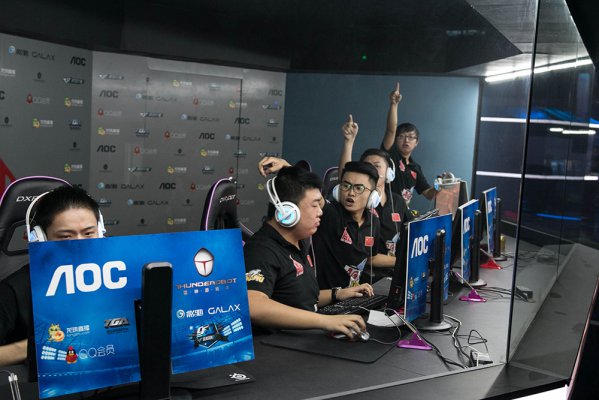 般的直塞 般的直塞